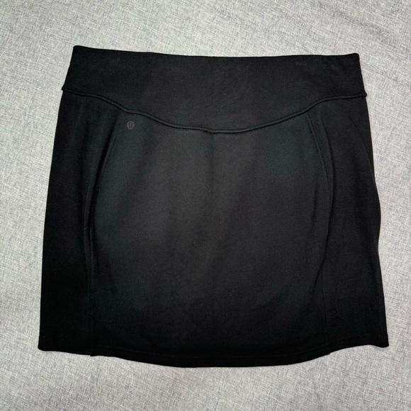 Lululemon Scuba High Rise Mini Skirt Black Size Large XL NWT - Picture 6 of 9